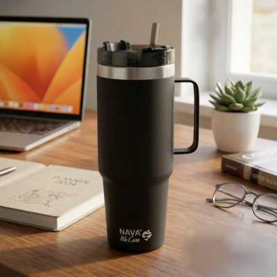 Obrázok pre Termohrnček čierny 900ml so slamkou