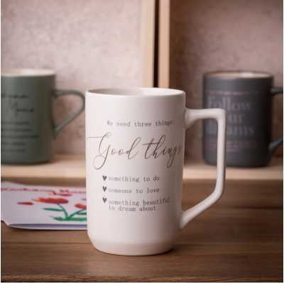 Obrázok pre Porcelánový hrnček 550 ml s inšpiratívnym nápisom „Good things“