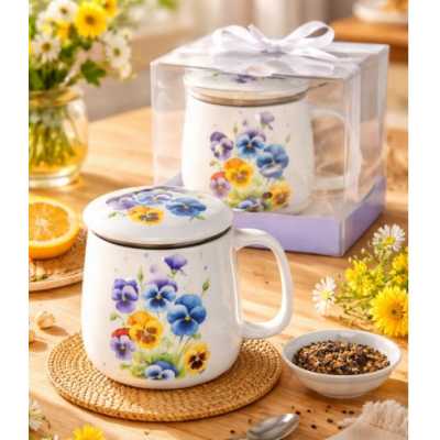 Hrnček so sitkom porcelánový 500 ml KVETY Obrázok pre Hrnček so sitkom porcelánový 500 ml KVETY