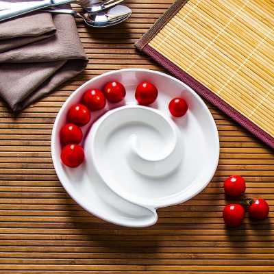 servírovací tanier porcelánový 