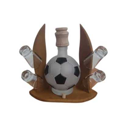 Obrázok pre Štamperlíky a fľaša na drevenom stojane s motívom futbalovej lopty