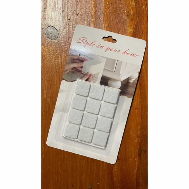 Obrázok pre Filcová podložka 12 ks 20 x 20 mm